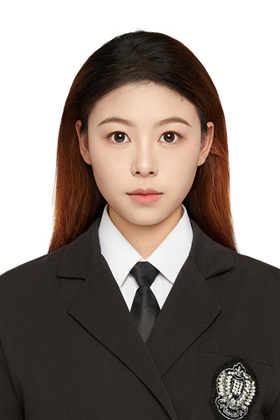 优秀毕业生-向美欣